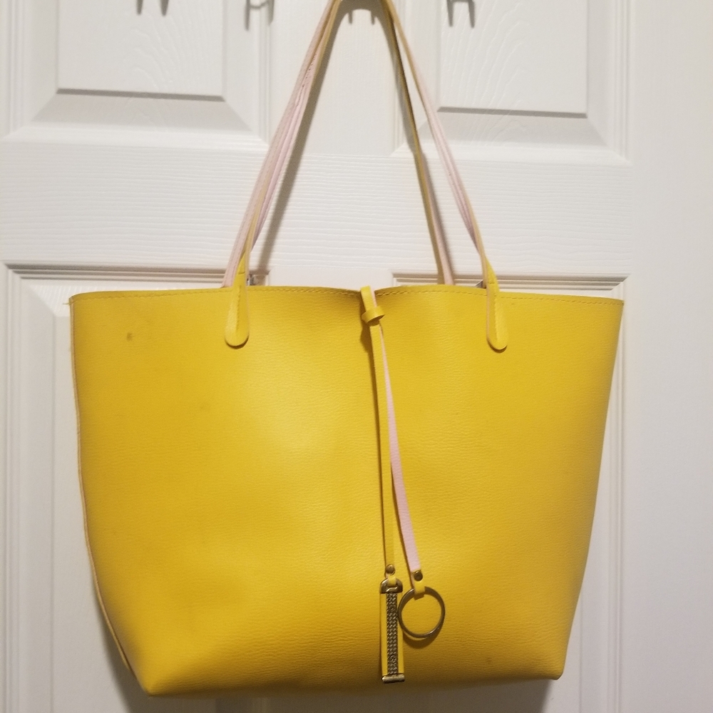 [SOLD] Mininalist yellow tote bag